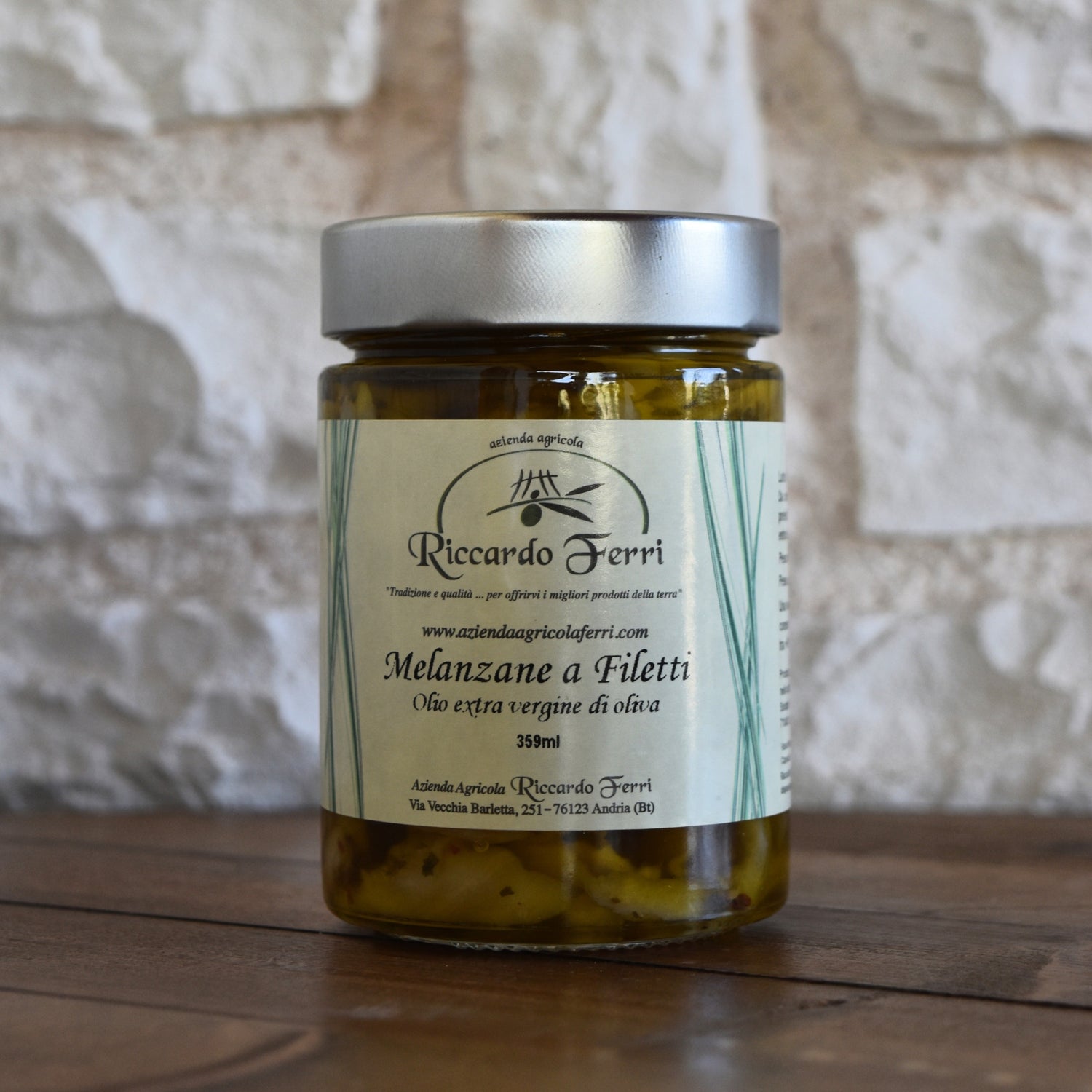 359 gr Melanzane a filetti sott’olio con olio extra vergine d’oliva.