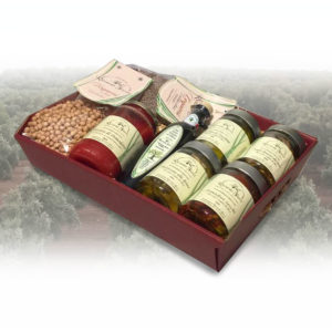 Medium tray with typical Apulian products