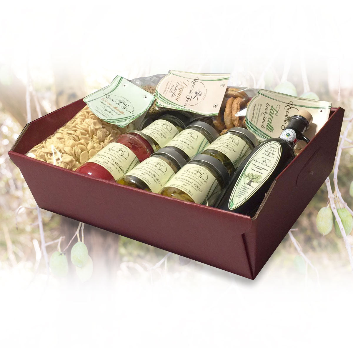 Large tray with typical Apulian products