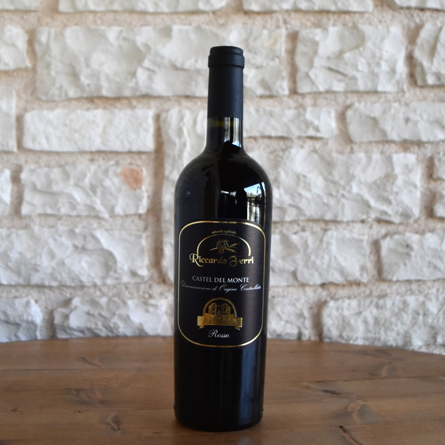 Butelka 750 ml czerwonego wina D.O.C. Castel del Monte