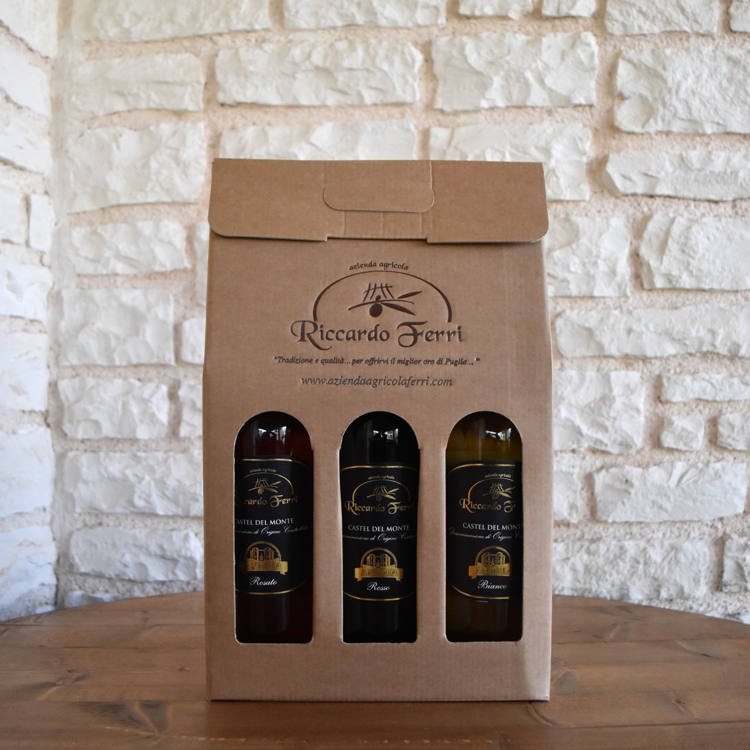 Walizka z 3 butelkami po 750 ml wina D.O.C. Castel del Monte – MIX