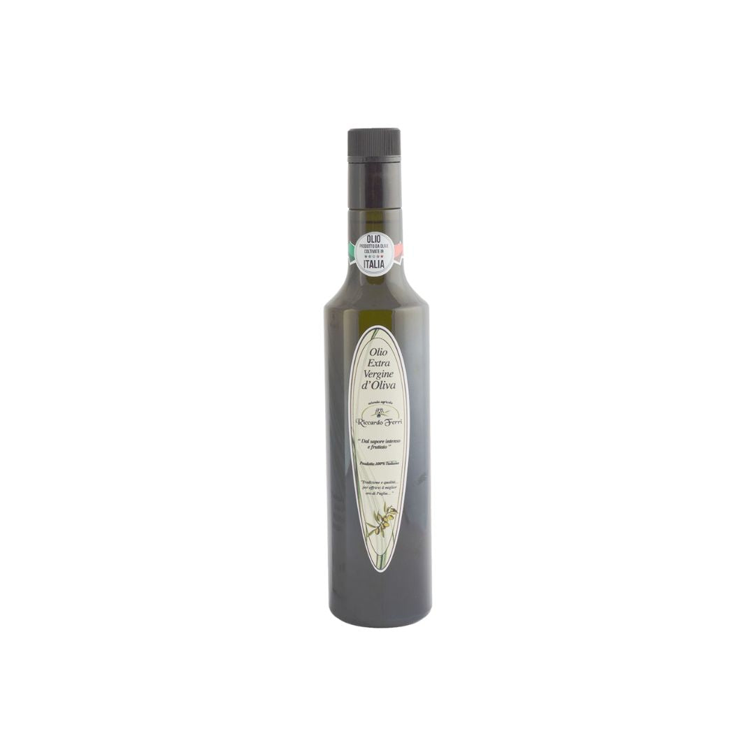 Bottiglia da 500 ml con tappo antirabbocco di olio extra vergine d’oliva 100% Italiano