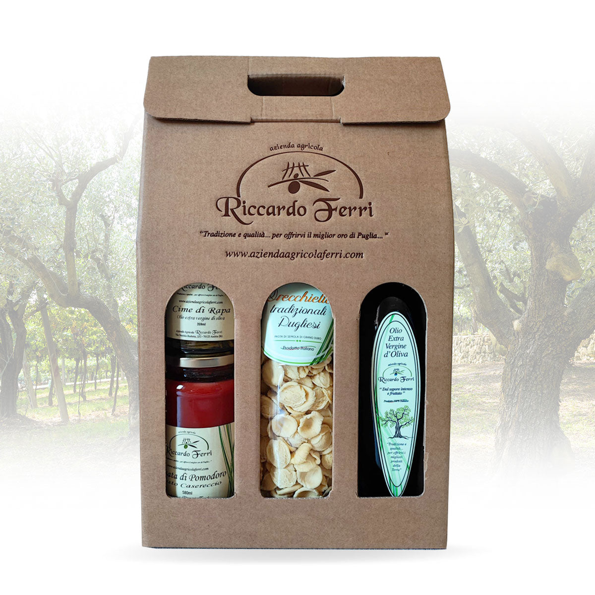Case with assorted samples (oil, orecchiette, passata, preserves)